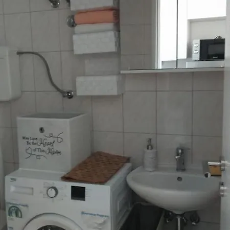 Swiss 4 * Σπλιτ